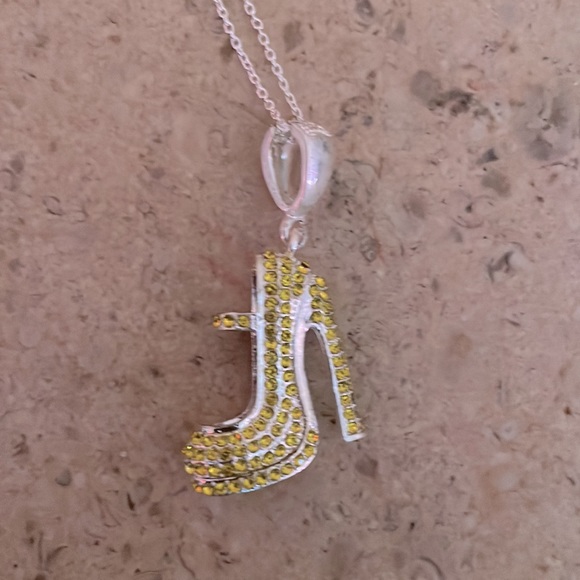 FabulouslyFitted | Bling Rhinestone Shoe Pendant Necklace - Picture 7 of 7